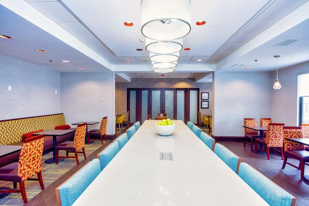 Hampton Inn Haverhill Restoran fotoğraf
