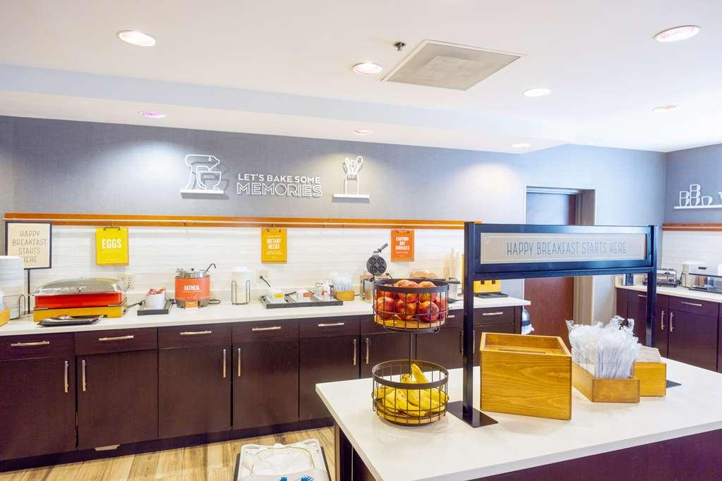 Hampton Inn Haverhill Restoran fotoğraf