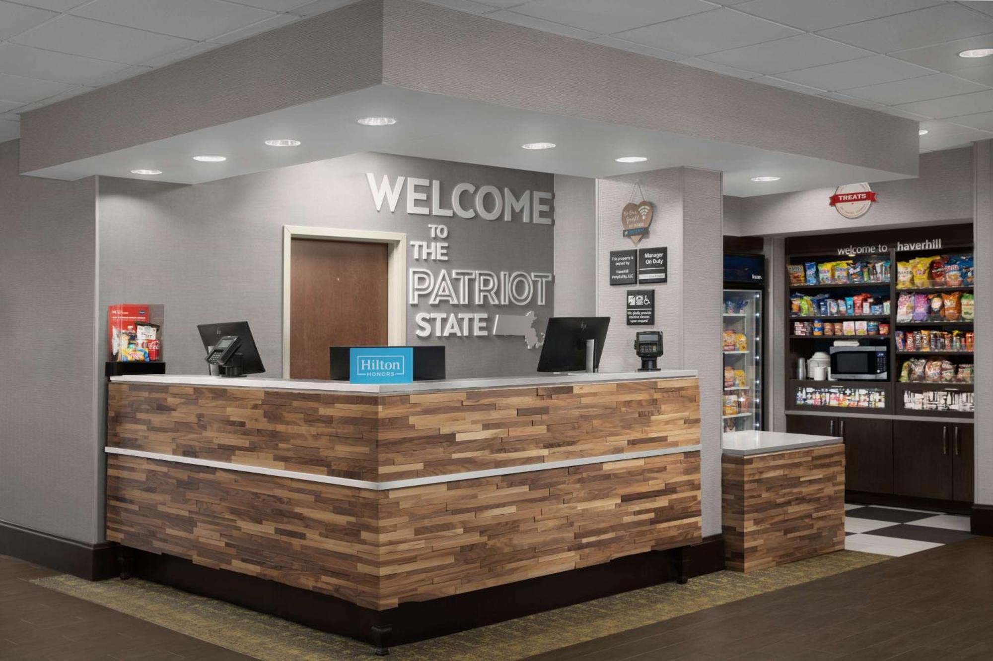 Hampton Inn Haverhill Dış mekan fotoğraf